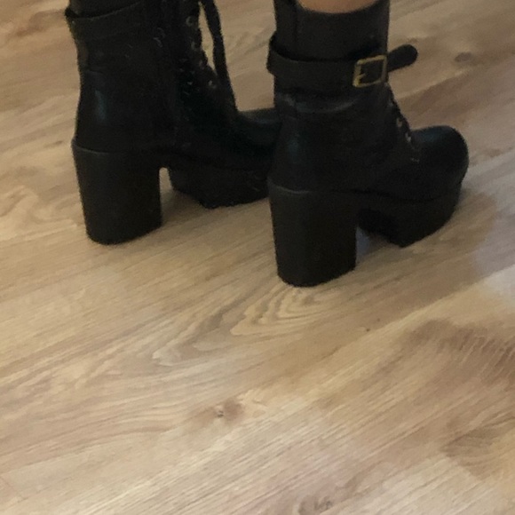 Heeled combat boots - Picture 3 of 4